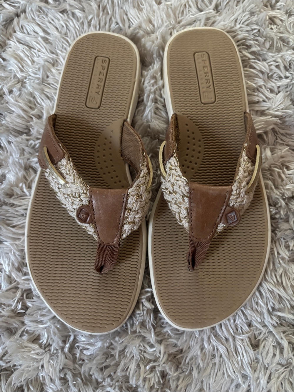NWOT Sperry Women’s Tan Braided Thong Sandals SIZE 6